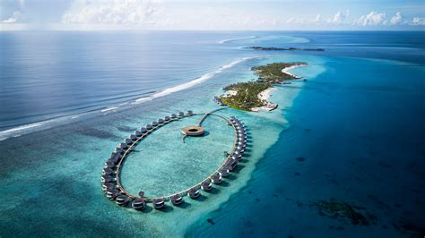 Ritz-Carlton Maldives, Fari Islands – Hotel Review | Condé Nast Traveler