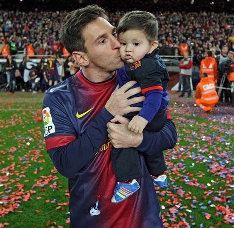 Lionel Messi Barcelona Holds His Son Ciro His Team Defeated – Stock Editorial Photo ...