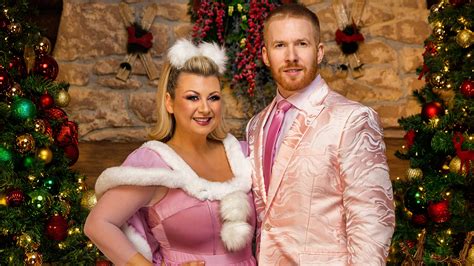 Strictly Christmas 2022's Rosie Ramsey and Neil Jones: "I've had to apologise to Chris!" - Media ...