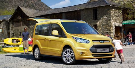 Ford Tourneo Connect unveiled in Amsterdam Image 129640