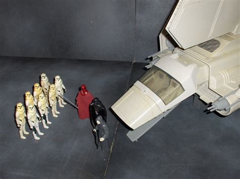 Vintage Kenner Star Wars Toys: Imperial Shuttle Vehicle