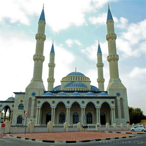 Al Farooq Omar Bin Al Khattab Mosque Loacation: Dubai, United Arab Emirates.