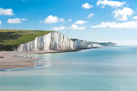 10 Best Day Trips from London - Itinku