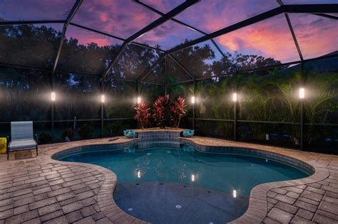 Elegant LED Lanai Lighting | Serving Central and North Florida