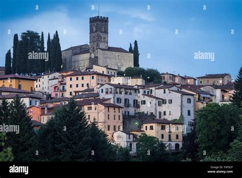 The Medieval town of Barga, Garfagnana, Tuscany, Italy Stock Photo - Alamy