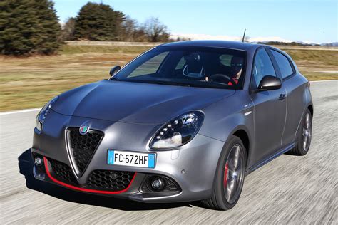 Alfa Romeo Giulietta facelift revealed | Auto Express