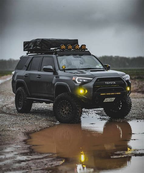 Toyota 4Runner offroad & overland adventure build | Toyota 4runner, Toyota trucks, 4runner