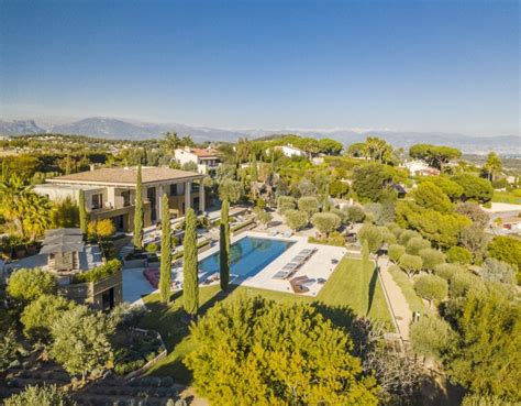 Luxury villa to rent in Cannes, France - Villa Super Cannes