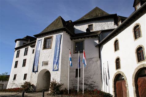 Luxarazzi 101: Château de Clervaux