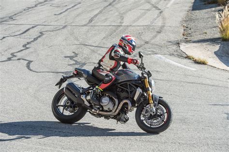 Ducati Monster 1200 S video review | Visordown