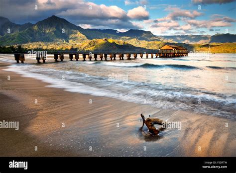 Hanalei Pier in Kauai, Hawaii Stock Photo - Alamy