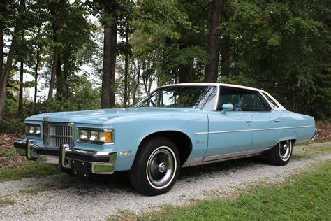 1975 Pontiac Bonneville | GAA Classic Cars