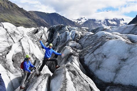 Skaftafell Glacier Hike | Medium Difficulty | Guide to Iceland