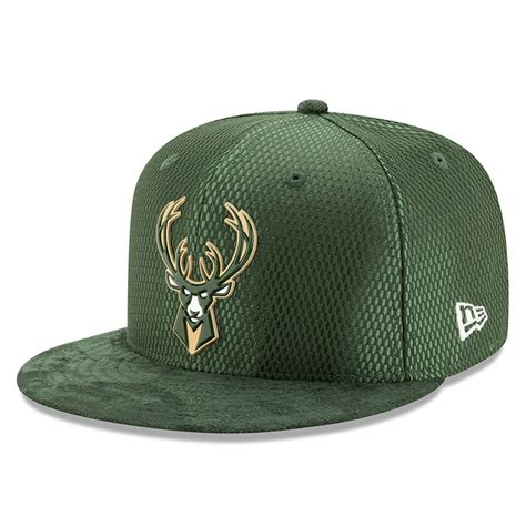 New Era Milwaukee Bucks Green 2017 NBA Draft Official On Court Collection 59FIFTY Fitted Hat