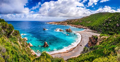 Top 10 most popular places in Sardinia for a boat rental - Windward Islands The Yachting Company