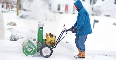 Snow Blower Guide: Take on the Worst of Winter with the Right Tools