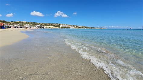 Ghadira Bay 🏖️ Île de Malte, Malte - caractéristiques détaillées, carte, photos