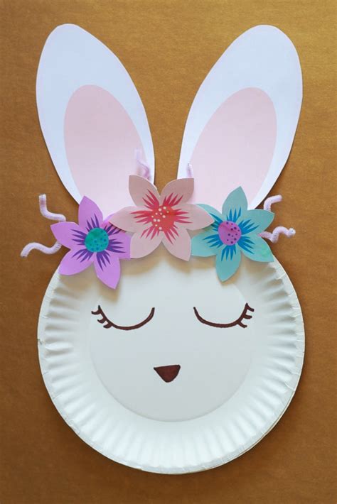 Paper Plate Bunny Craft (Free Printable!)