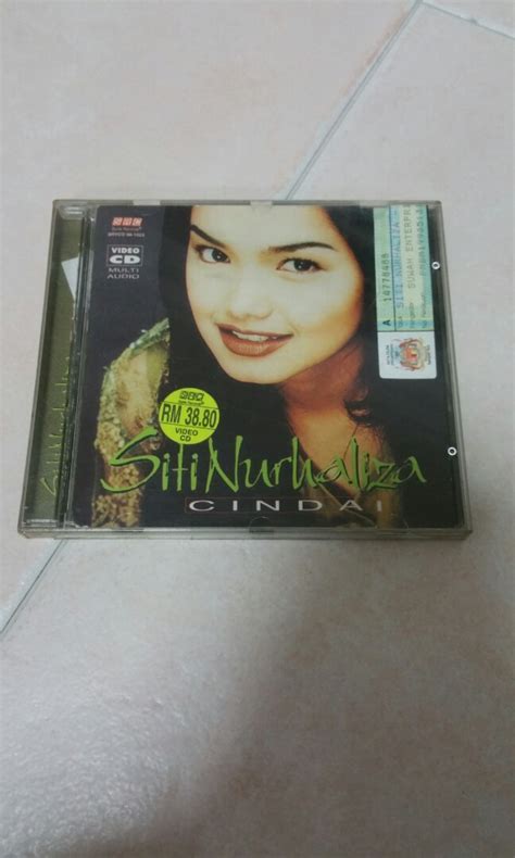 Siti Nurhaliza Cindai VCD Karaoke, Hobbies & Toys, Music & Media, CDs & DVDs on Carousell