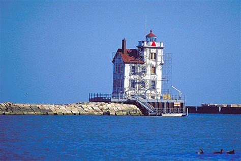 Lorain Lighthouse | CoolCleveland