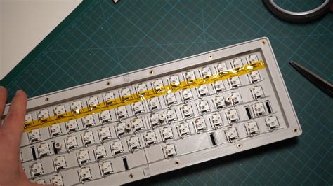 Hand-wiring a custom keyboard