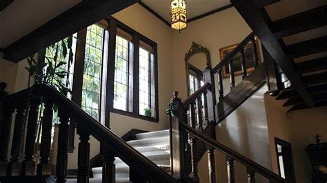 Photos: Inside Oregon's governor mansion | KVAL