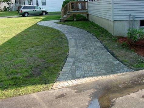 Curved Paver Walkway Ideas - Design Talk