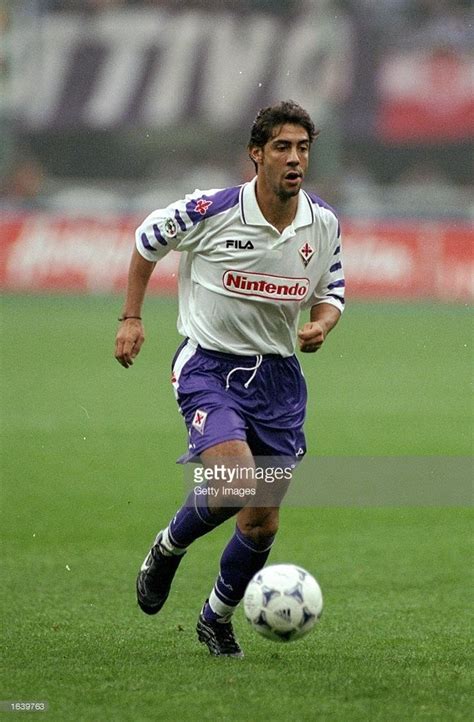 Rui Costa of Fiorentina in action during a match against AC Milan in... | Ac milan, Match, Costa