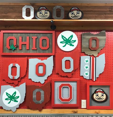 Buckeye Leaf Helmet Sticker Wood Sign - Etsy