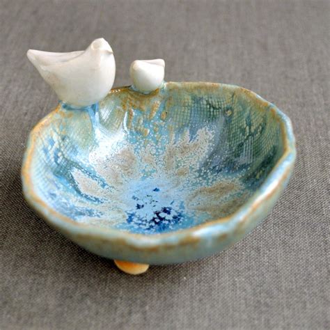 Mama and Baby Bird ceramic bowl | Ceramic bowls, Ceramics pottery bowls, Ceramics