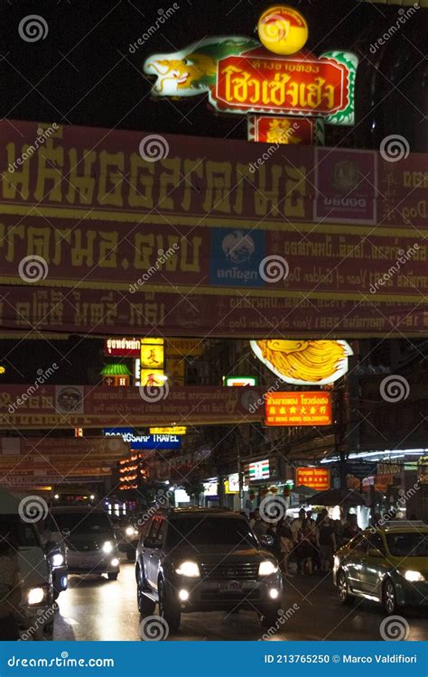 Patpong Night Market in Bangkok. Editorial Image - Image of street ...