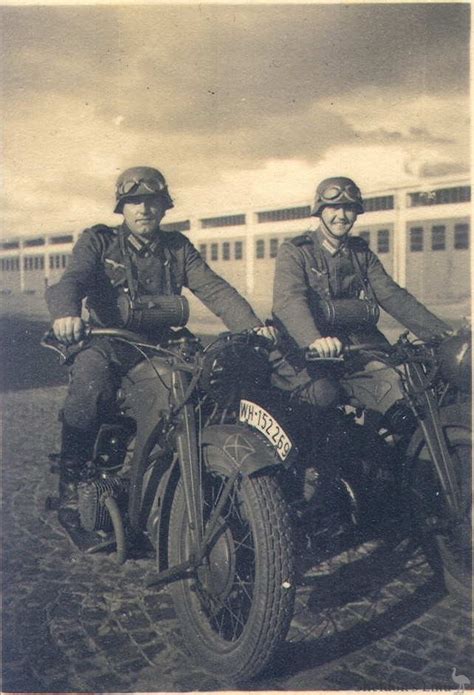 Zundapp Solos with riders, WWII