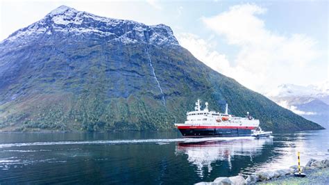 Norway Coastal Cruise: Hurtigruten & Havila Voyages Explained - Life in ...