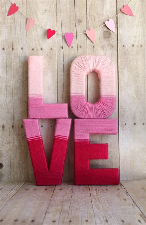 21 Amazing DIY Valentine’s Day Decorations