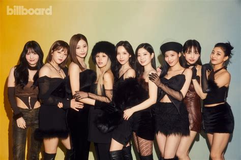 TWICE unveils immersive virtual world "TWICE Square" on global platform Roblox - KBIZoom