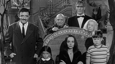 Every Member Of The Addams Family Ranked From Normal To Creepiest - TrendRadars