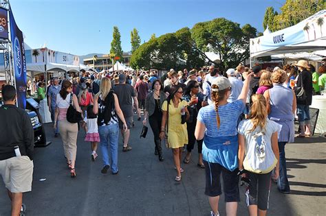 A Quick 'n' Dirty Guide to the Sausalito Art Festival - Wanderlust for One