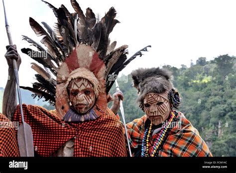 Traditional garment and war paint of the Kikuyu tribe in Kenya Stock Photo: 93888044 - Alamy