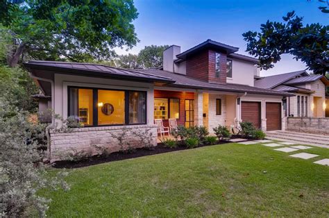 Austin’s Premier Luxury Home Builder • Austin Modern • Nalle