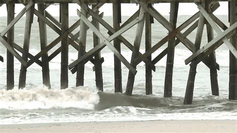 Isle of Palms prepares for late season storm