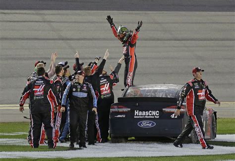 7 triumphant pictures of Kurt Busch’s Daytona 500 victory celebration ...