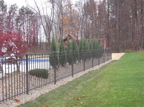 Aluminum Pool Fencing & Decorative Fences