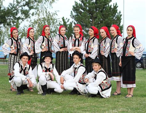 Opincuta - Moldavian Folk Group from Chisinau