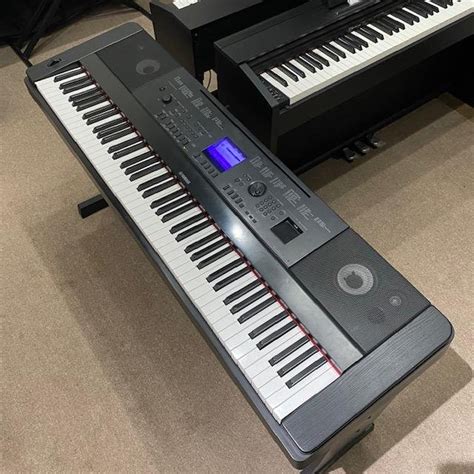 Yamaha DGX-660 Digital Piano - USED