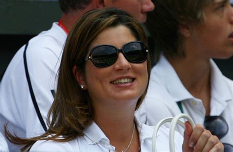 Mirka Federer Butterfly Sunglasses - Mirka Federer Sunglasses Looks ...