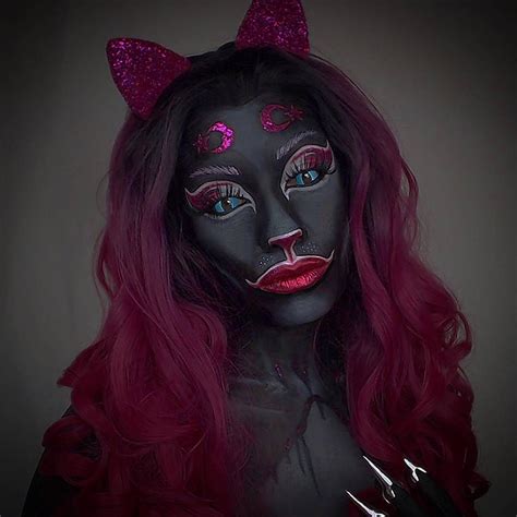Pop Art Makeup, Face Paint Makeup, Lip Paint, Black Light Makeup, Black Cat Makeup, Cool ...