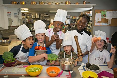 School holiday programme is teaching underprivileged kids cooking skills