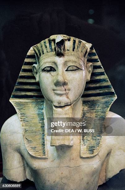 Statue Of Thutmose Iii Photos and Premium High Res Pictures - Getty Images