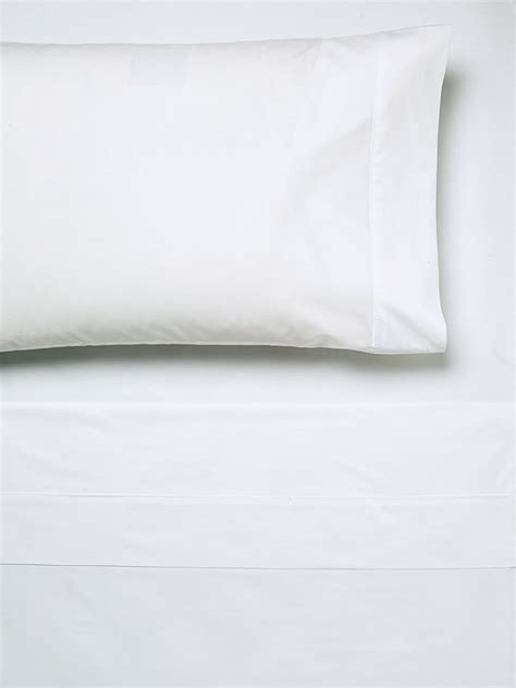 250TC Cotton White Fitted Sheet – Linen House