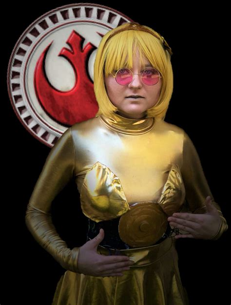 Goldwoman☆☆☆ | Cosplay Amino